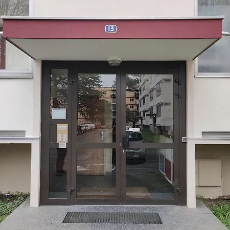 Rare, Fonctionnel, Ideal Famille Ou Business Appartement